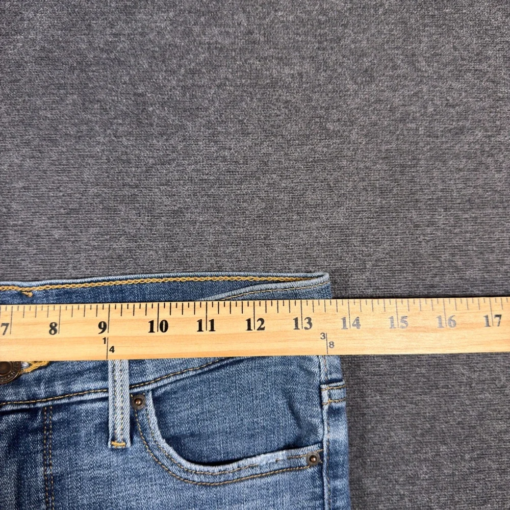 Levi's 312 Shaping Slim Jeans Women 26 Blue Denim Mid Rise Stretch Casual Mom - Picture 5 of 9